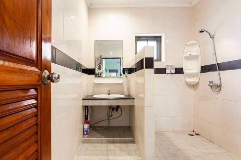 P.P. Rest Pattaya Hotel Ban Huai Yai Luaran gambar